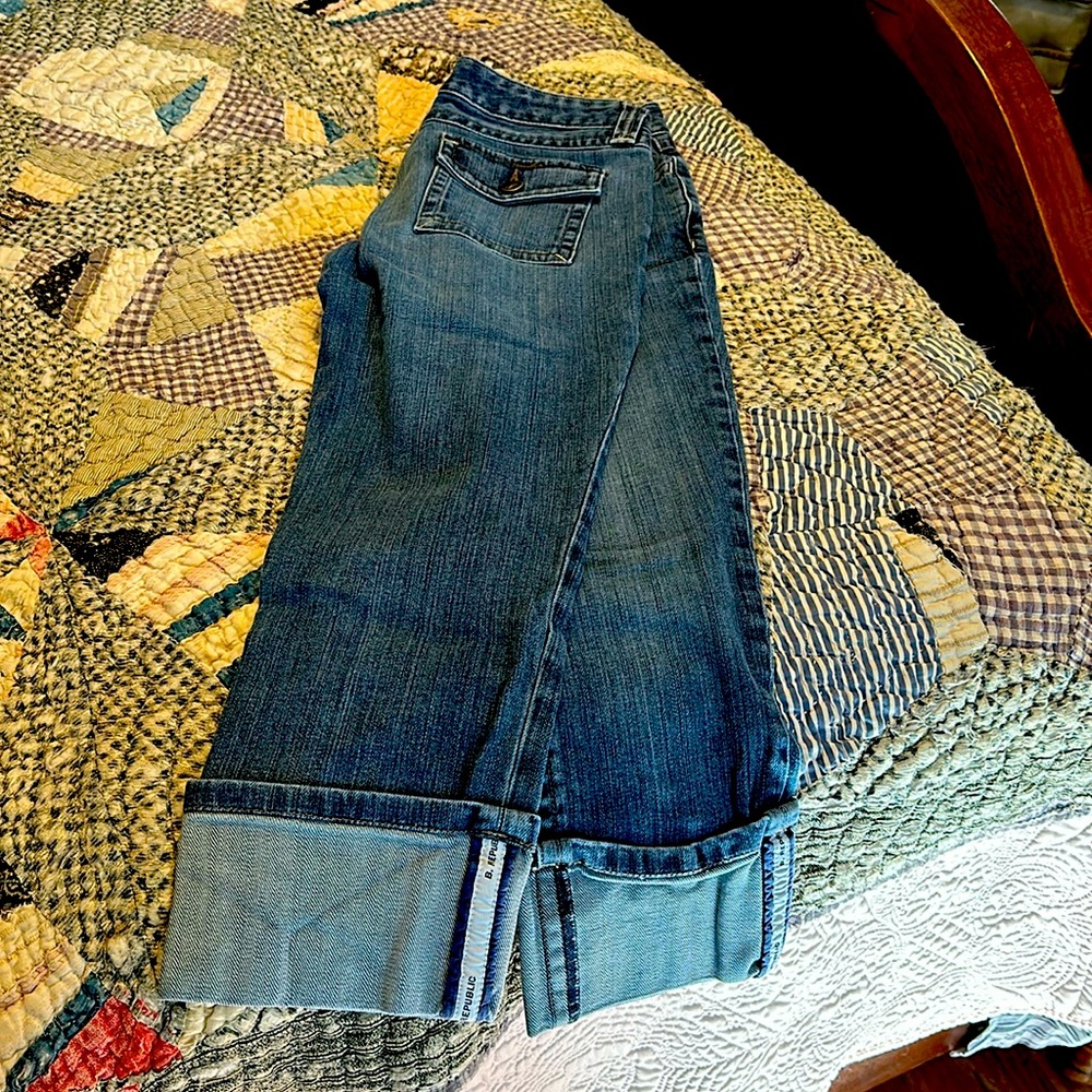 Banana Republic Capri 5 pocket jeans